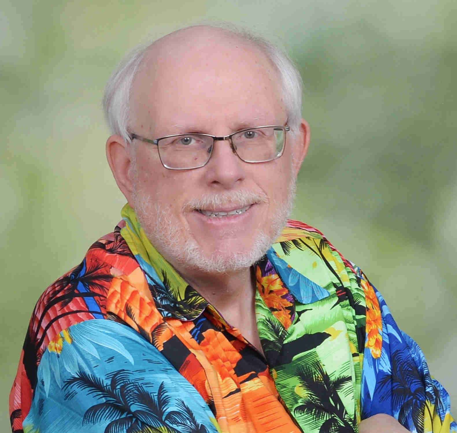 Richard Lowe Headshot