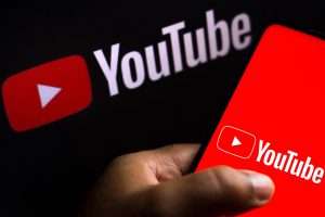 YouTube & Influencer Echo Chambers Where Confidence Becomes Credibility